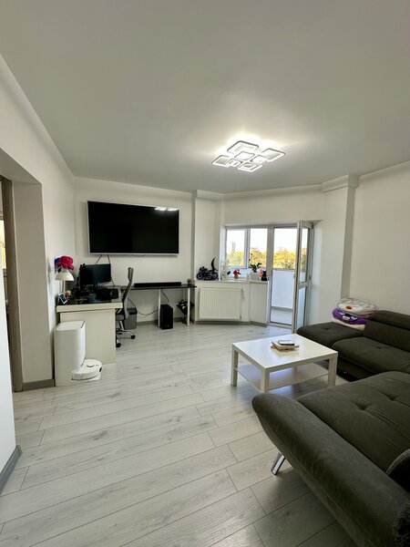 Drumul Taberei, vis a vis Auchan,An  Constructie 1981