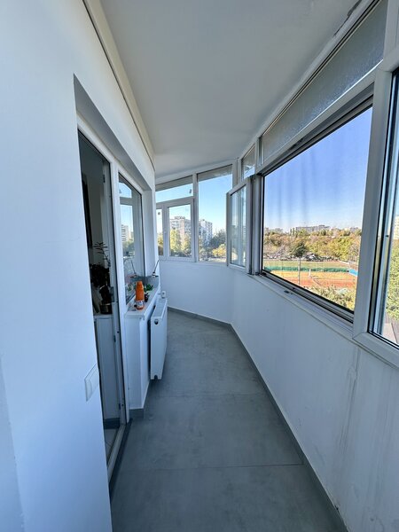 Drumul Taberei, vis a vis Auchan,An  Constructie 1981