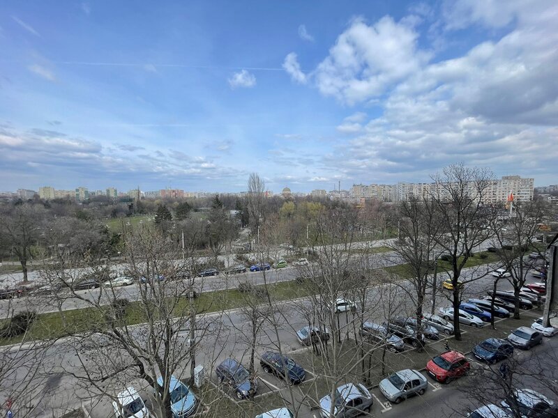 Drumul Taberei, vis a vis Auchan,An  Constructie 1981