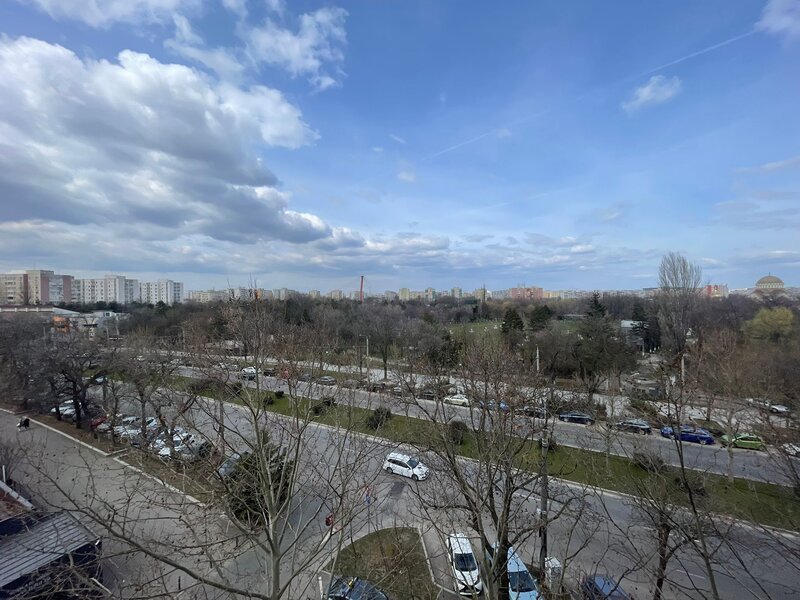 Drumul Taberei, vis a vis Auchan,An  Constructie 1981